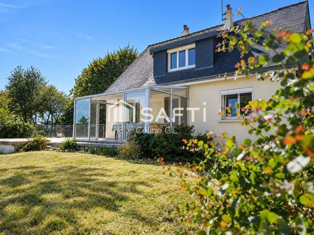 Maison familiale de 94 m² habitables  4 chambres  Hangar de 270 m²  Terrain de plus de 7 500 m² — photo du bien