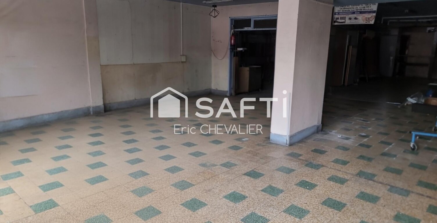 500 m2 de surface, grande avec vitrine — photo 1