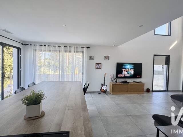 Vente Maison traditionnelle 5 pièces — photo du bien