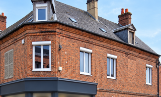 Immeuble  122 m² à vendre à Mesnils-sur-Iton (27240)