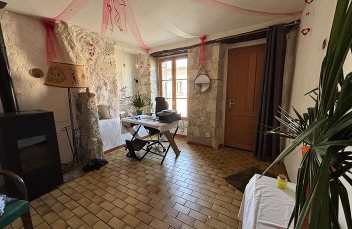 Maison de ville avec garage et cours extérieure — photo 2