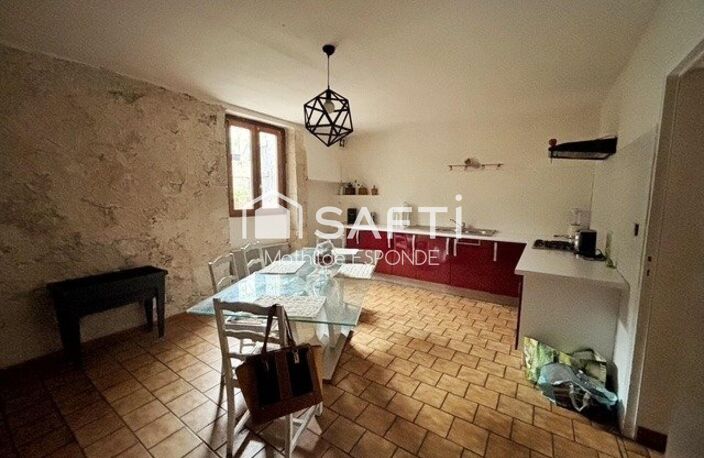Maison de ville avec garage et cours extérieure — photo 3