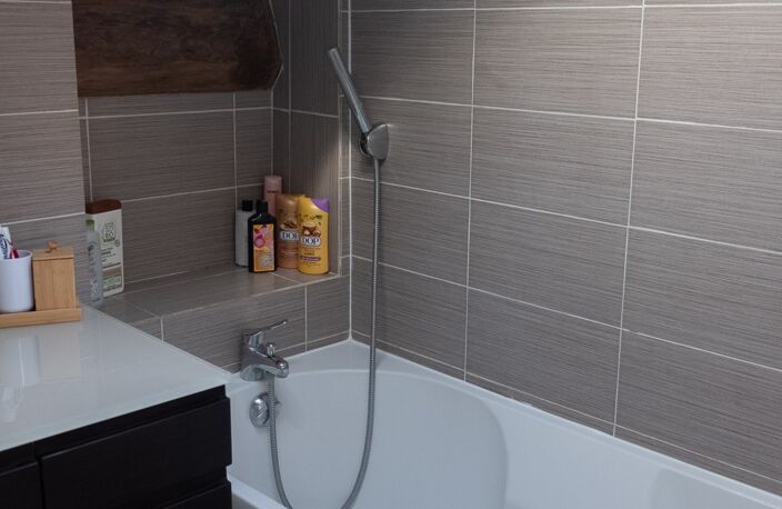 Location appartement 3 pièces 55 m² à Lyon 6 (69006) — photo 3