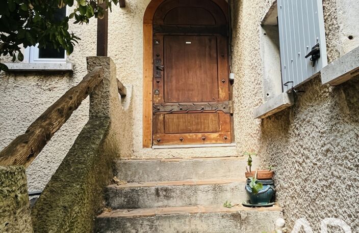 Vente Maison/villa 8 pièces — photo 3