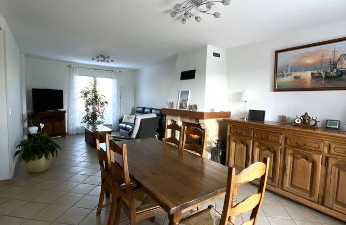Vente Maison/villa 5 pièces — photo 2