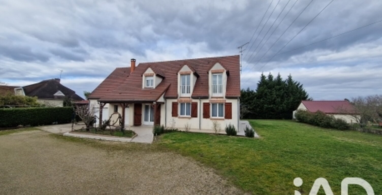 Vente Maison/villa 8 pièces — photo 1