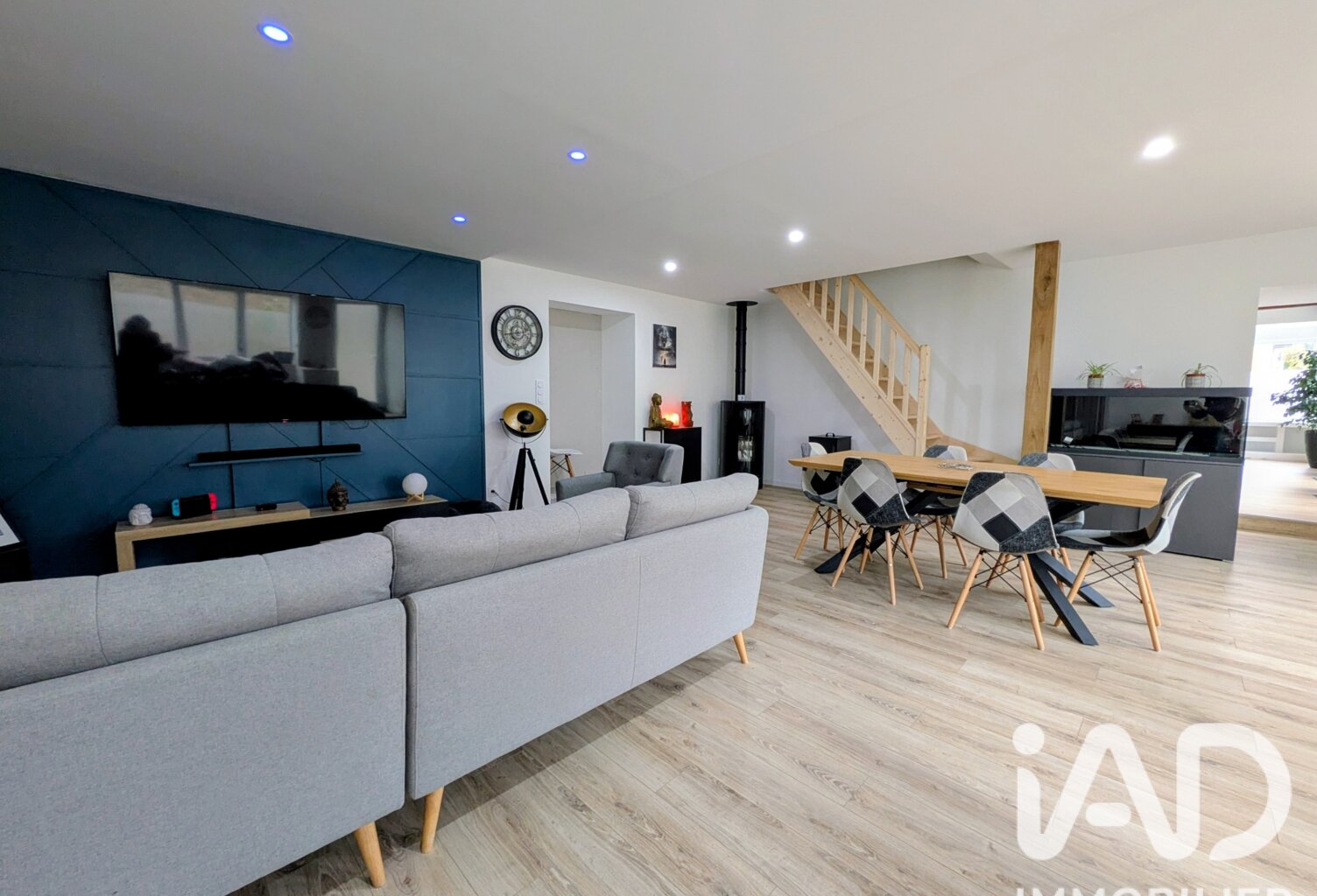 Vente Maison/villa 8 pièces — photo 1