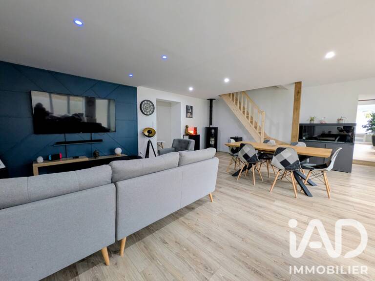 Vente Maison/villa 8 pièces — photo 1