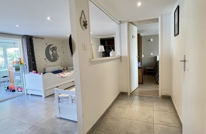 Vente Maison/villa 5 pièces — photo 2