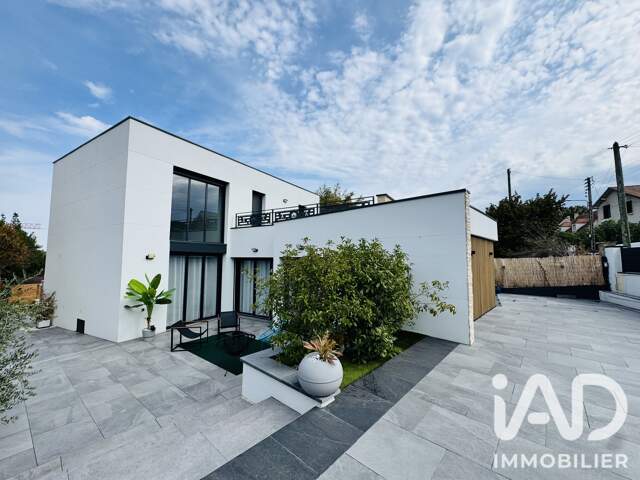Vente Maison/villa 6 pièces — photo du bien