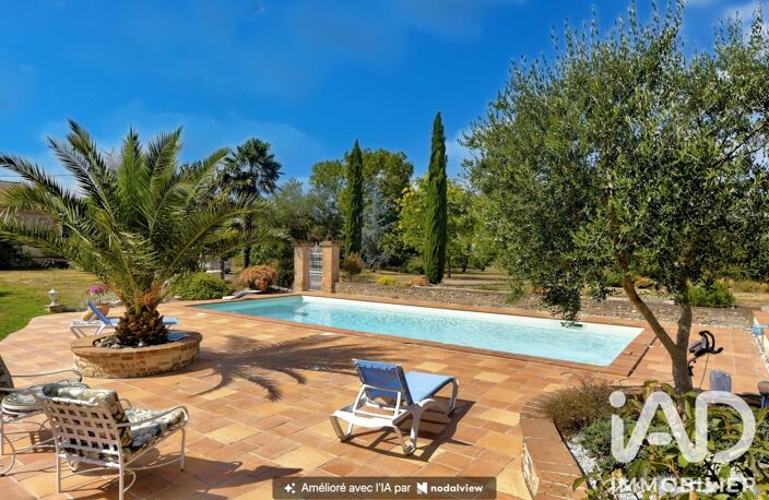 Vente Maison/villa 11 pièces — photo 2
