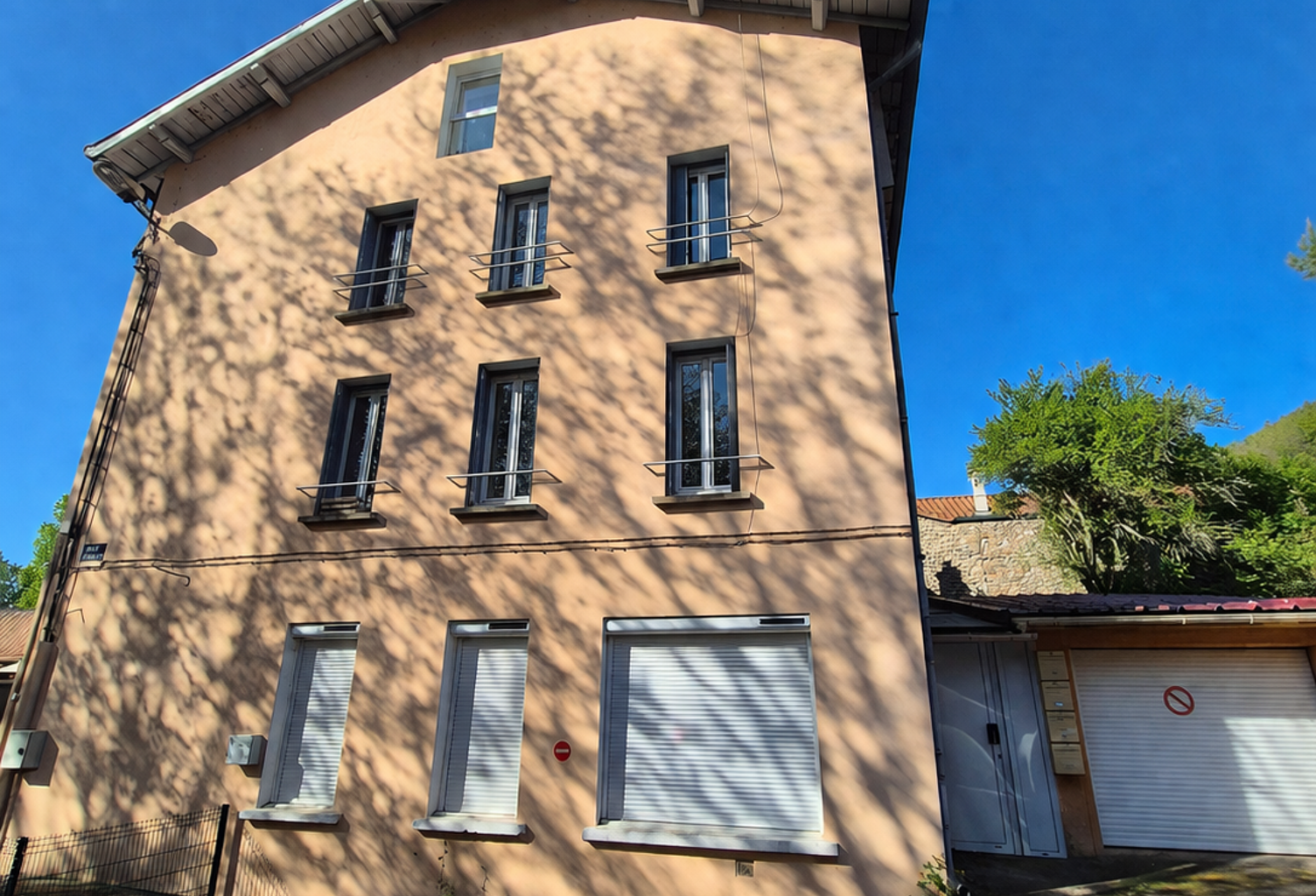 Vente Immeuble 155 m&sup2; — photo 1
