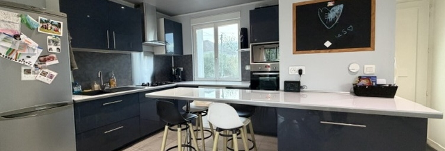 Maison 5 Pièces 104 m² à vendre à Saint-Varent (79330)