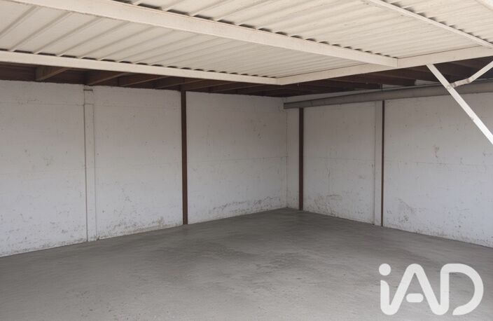 Vente Garage 30 m&sup2; — photo 3