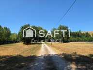 Domaine de 116 ha avec habitation et hangar — photo 2