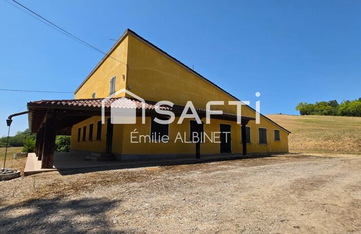 Domaine de 116 ha avec habitation et hangar — photo 4