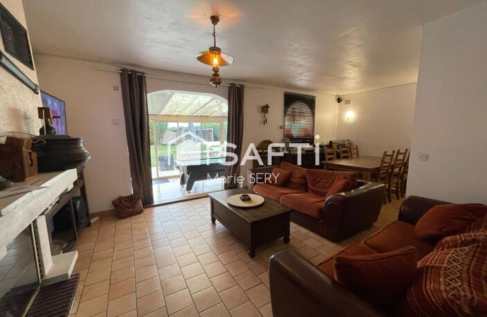 Maison de plain-pied lumineuse avec piscine, grand sous-sol aménagé — photo 5