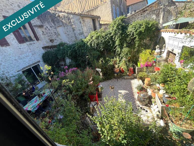 Maison centre Issigeac. — photo 1