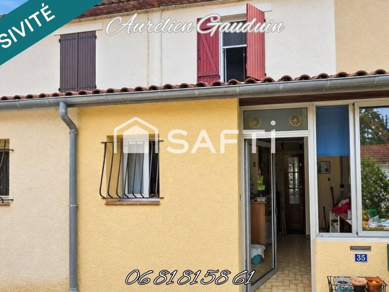 Maison mitoyenne avec jardin et dépendance — photo 1