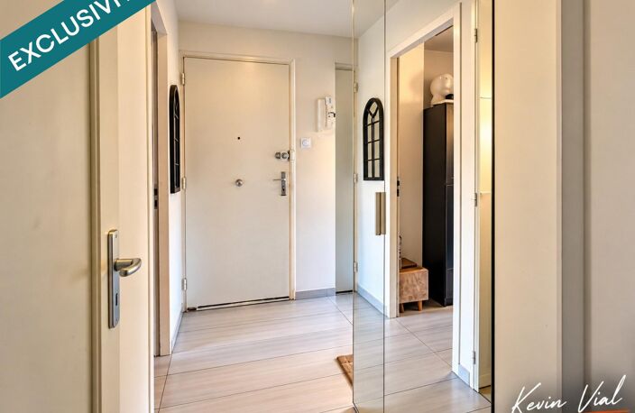APPARTEMENT TRAVERSANT  BALCON  CAVE — photo 3