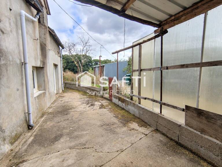 Maison à rénover dans la campagne de Rougé — photo 1