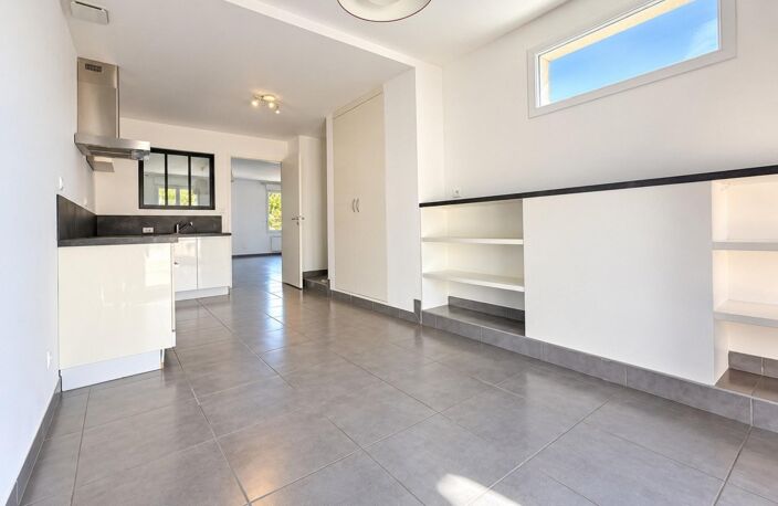 Bien rare, quartier Lafayette  Duplex 133 M²  4 chambres  Grande Terrasse  Garage — photo 3