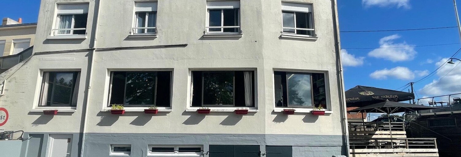 Commerce 4 Pièces 104 m² à vendre à Indre (44610)