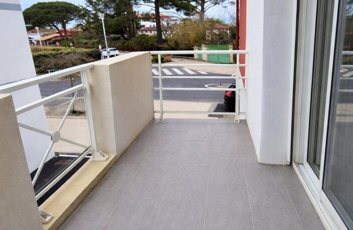 Biscarrosse centre  T3 rénové - climatisation — photo 3