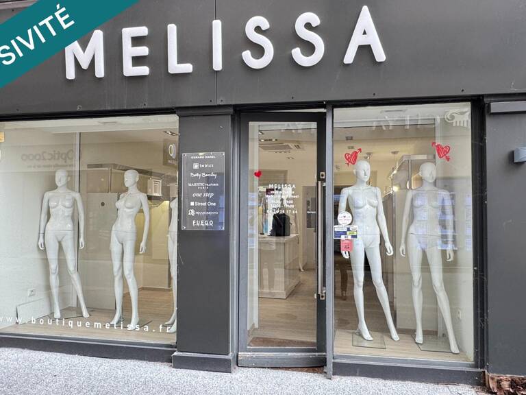 Murs commerciaux 70 m² - Centre Saint-Marcellin — photo 1
