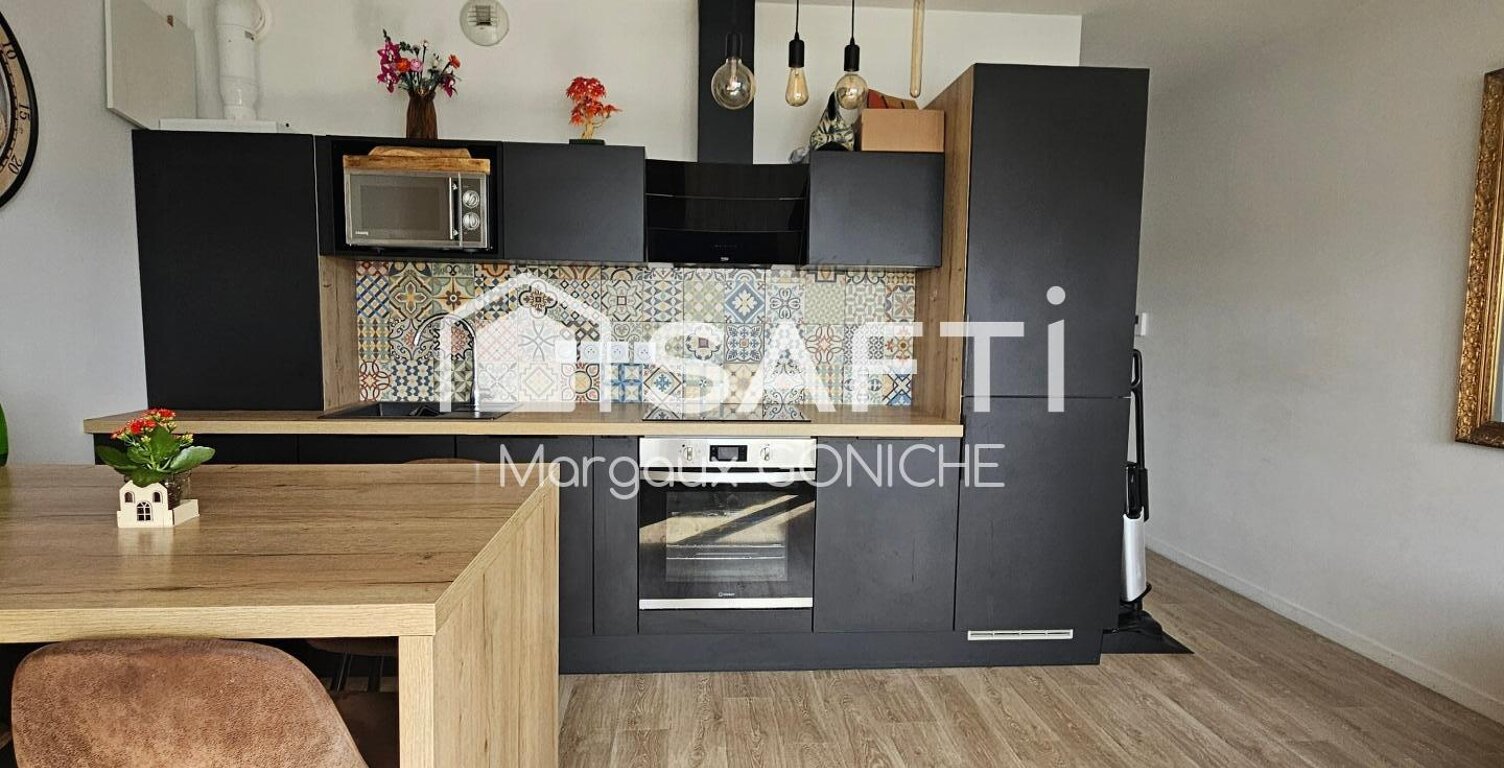 Appartement T2 de 42,50 m² : Vanne secteur Gare — photo 1
