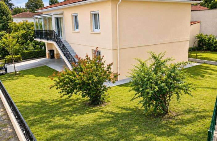 Maison 7 pièces  115 m²  5 chambres  Dépendance de 20 m²  Villeneuve-sur-Lot — photo 2