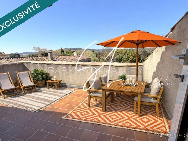 L'appart LEO, un duplex baigné de lumière, une terrasse sur les toits et une vue exceptionnelle parfois, il suffit de prendre de la hauteur. — photo 1