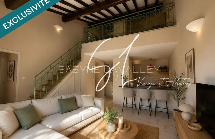 L'appart LEO, un duplex baigné de lumière, une terrasse sur les toits et une vue exceptionnelle parfois, il suffit de prendre de la hauteur. — photo 2