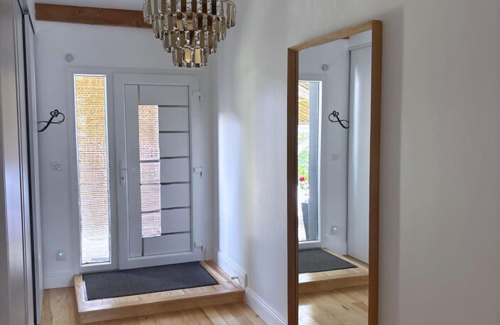 Loft de 152 m² avec pièce de vie de 70 m² — photo 2