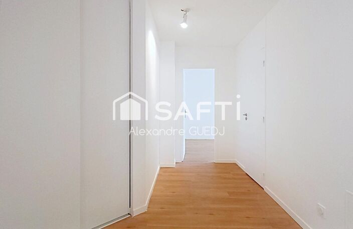 APPARTEMENT T2 AVEC GARAGE FERME ET CAVE — photo 4