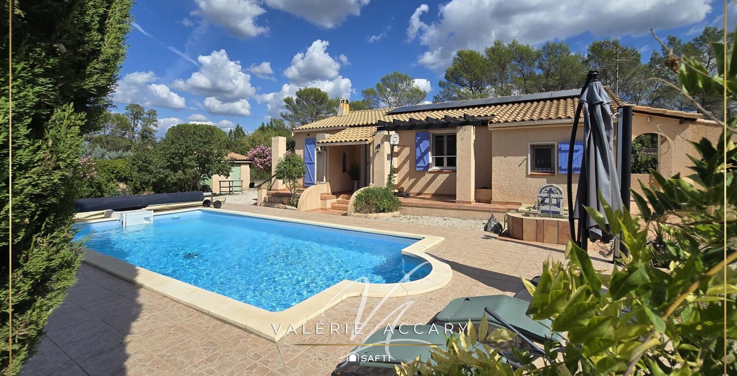 Rocbaron : Maison individuelle de 120 m² sur un terrain de 1200 m² avec 3 chambres, piscine... — photo 1