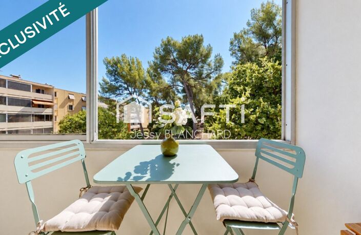 EXCLUSIVITE Hyères Costebelle Almanarre  T5 100 m² rénové, vue parc — photo 2