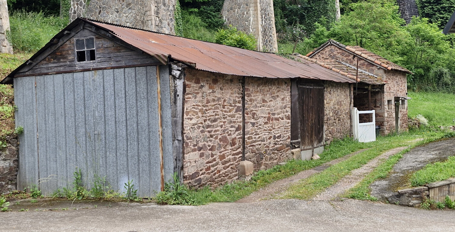 GARAGE - 56 m2 - OLEMPS — photo 1