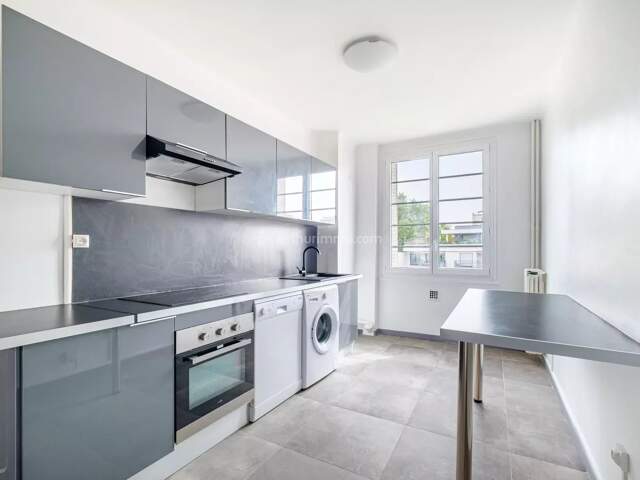 Exclusivité en plein cœur des gratte ciel magnifique appartement traversant T2 de 56m² au 5 -ème étages. — photo du bien