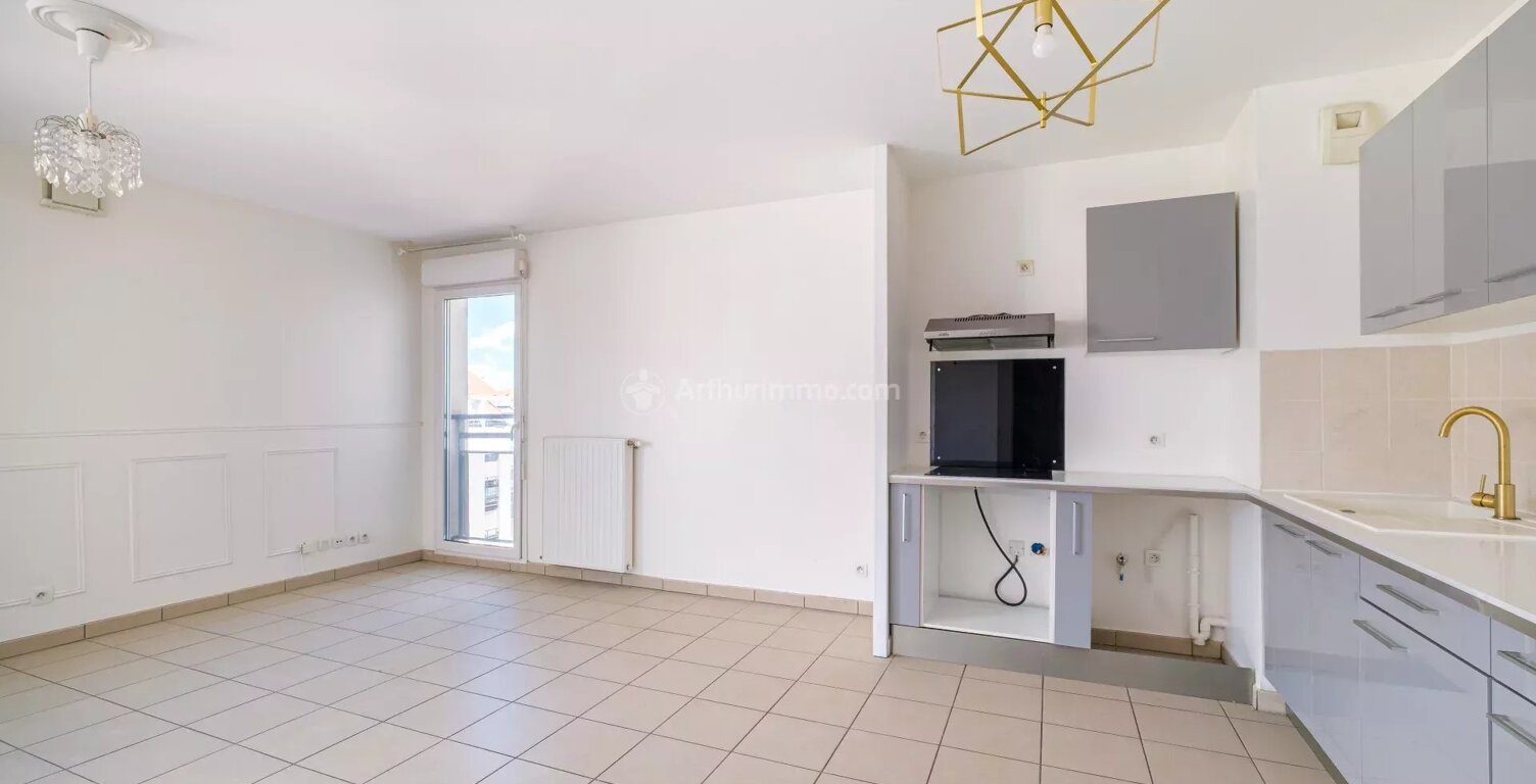EXCLUSIVITE- T2 de 48 m² -VILLEURBANNE-MEDIPOLE — photo 1