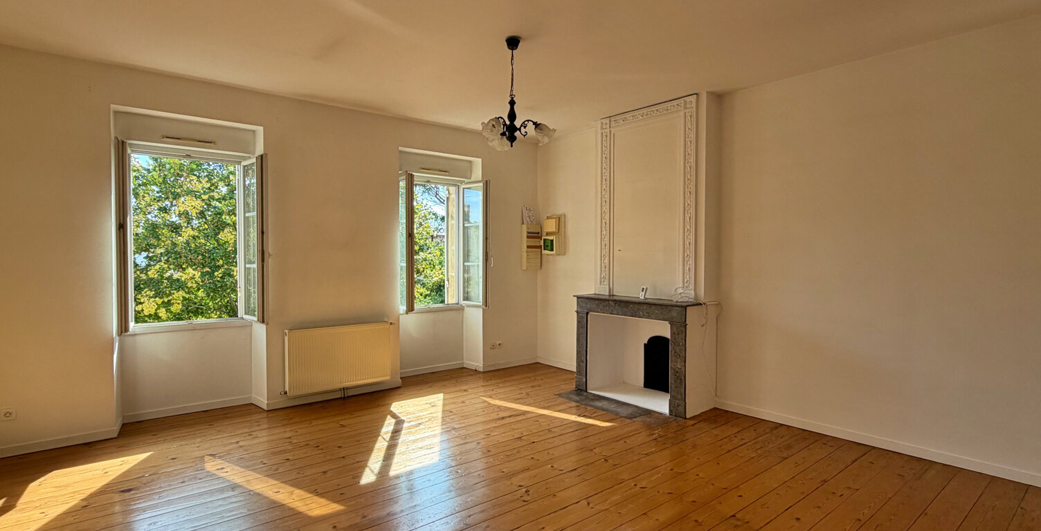LATRESNE CENTRE - APPARTEMENT 60 M2 - 1ER ET DERNIER ÉTAGE - — photo 1