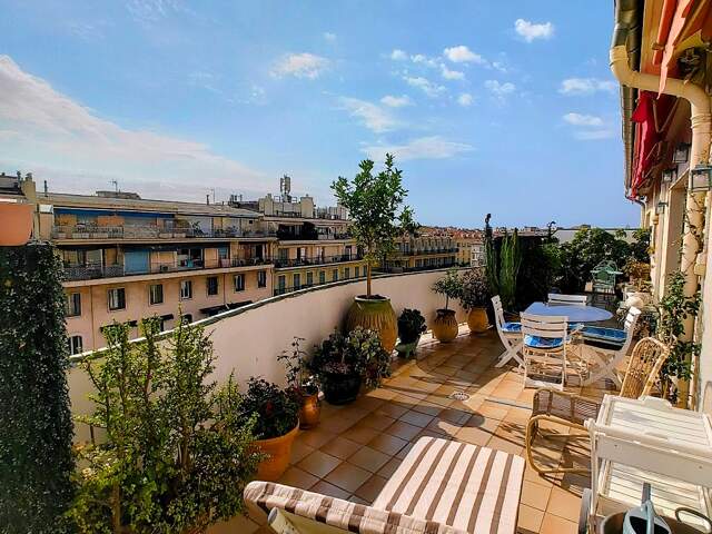 Appartement 4 pièces 127 m² à Nice — photo du bien