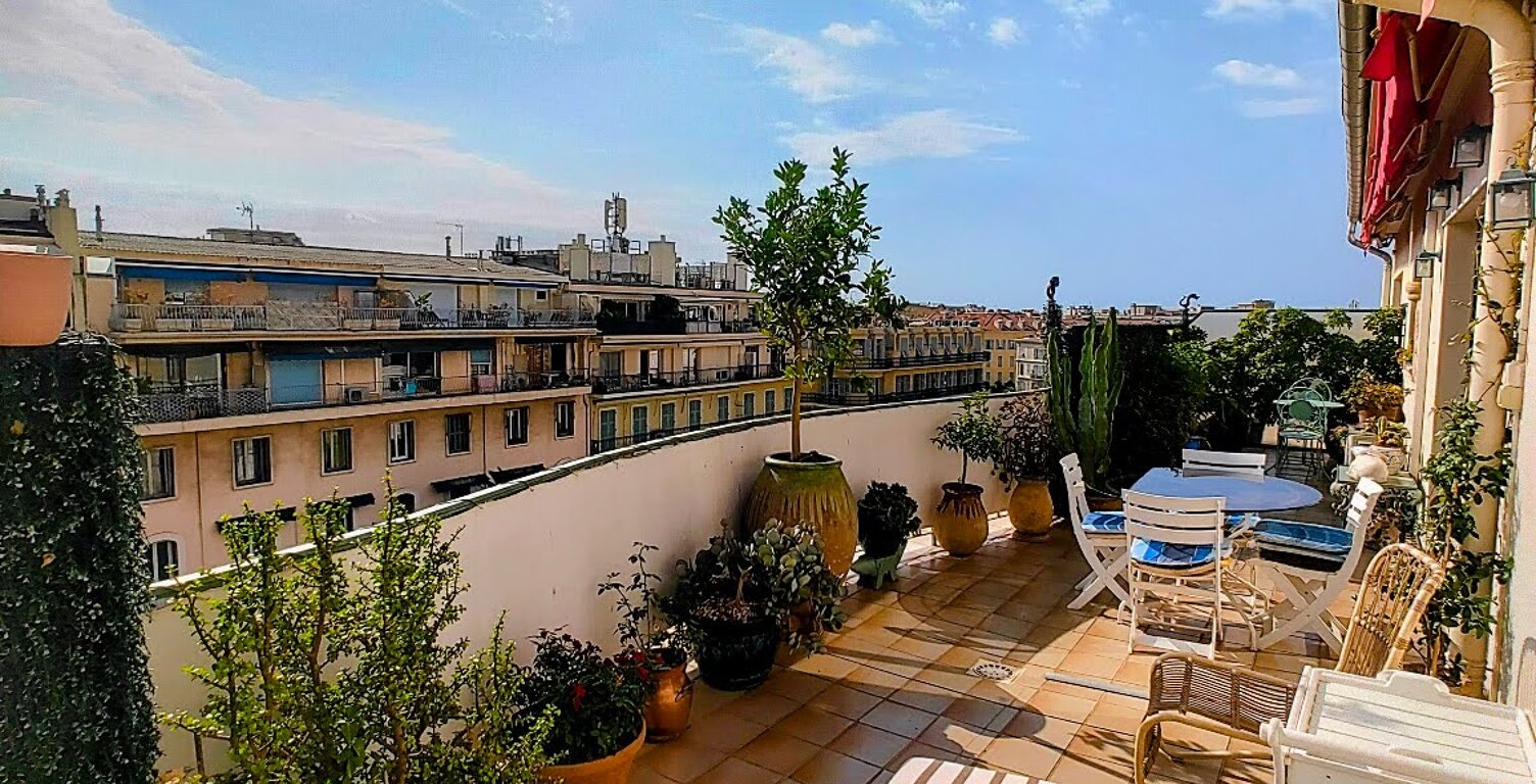 Vente appartement 4 pièces 127 m² Nice (06000) — photo 1