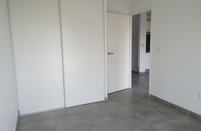 Location appartement 2 pièces 41 m² à Toulouse (31200) — photo 4