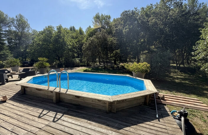 A 22 km au Nord d'Aix : PEYROLLES EN PCE au CALME ABSOLU — photo 4