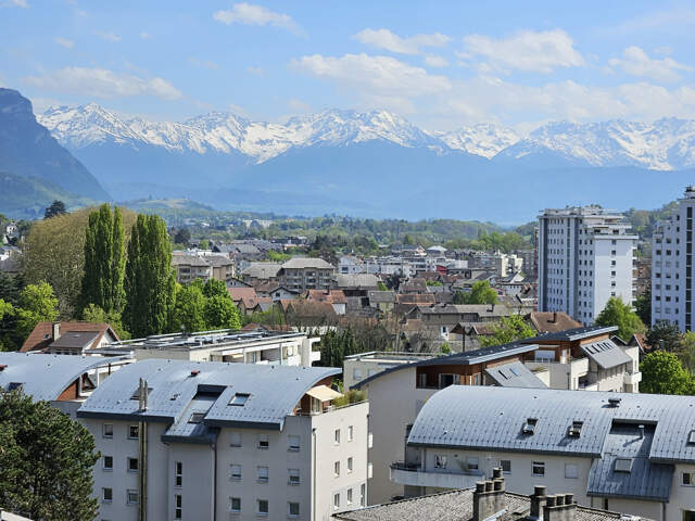 superbe vu F2 53 m2 à Chambéry — photo du bien