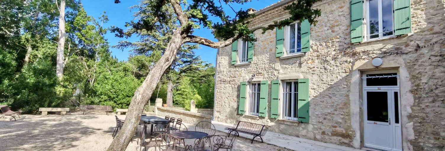 Maison 6 Pièces 207 m² à louer à Orange (84100)