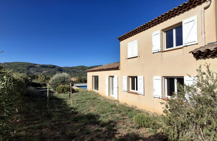 Maison individuelle avec belle vue dégagée sur les collines — photo 3