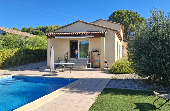 Maison individuelle avec belle vue dégagée sur les collines — photo 4