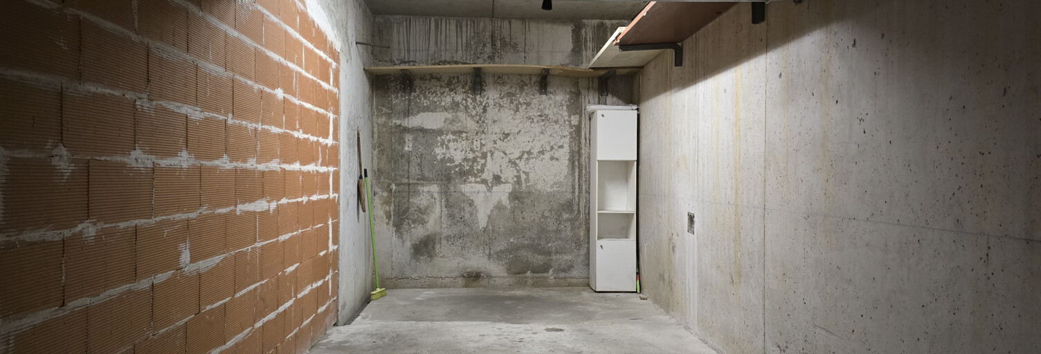 Garage  10 m² à louer à Rodez (12000)